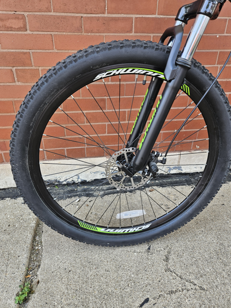 Schwinn Boundary Mountain Bike - Black/Green - photo 4