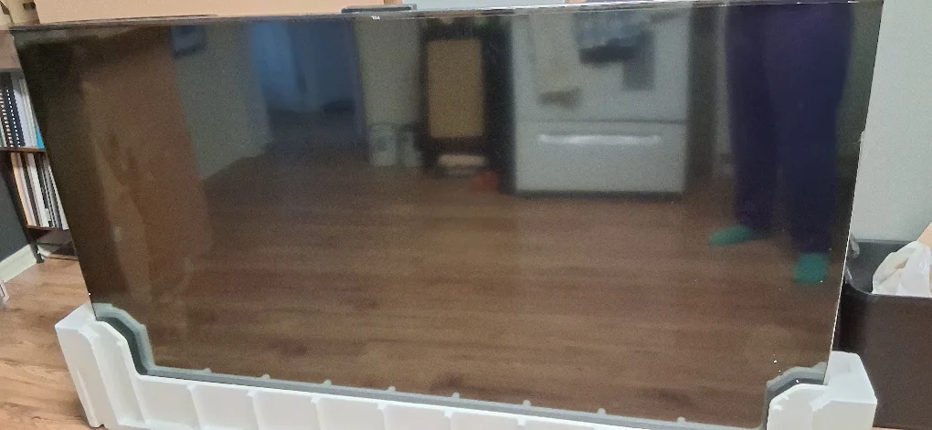 TCL 75" Q5 QLED 4K Smart TV - New in Box! image indicator(4)