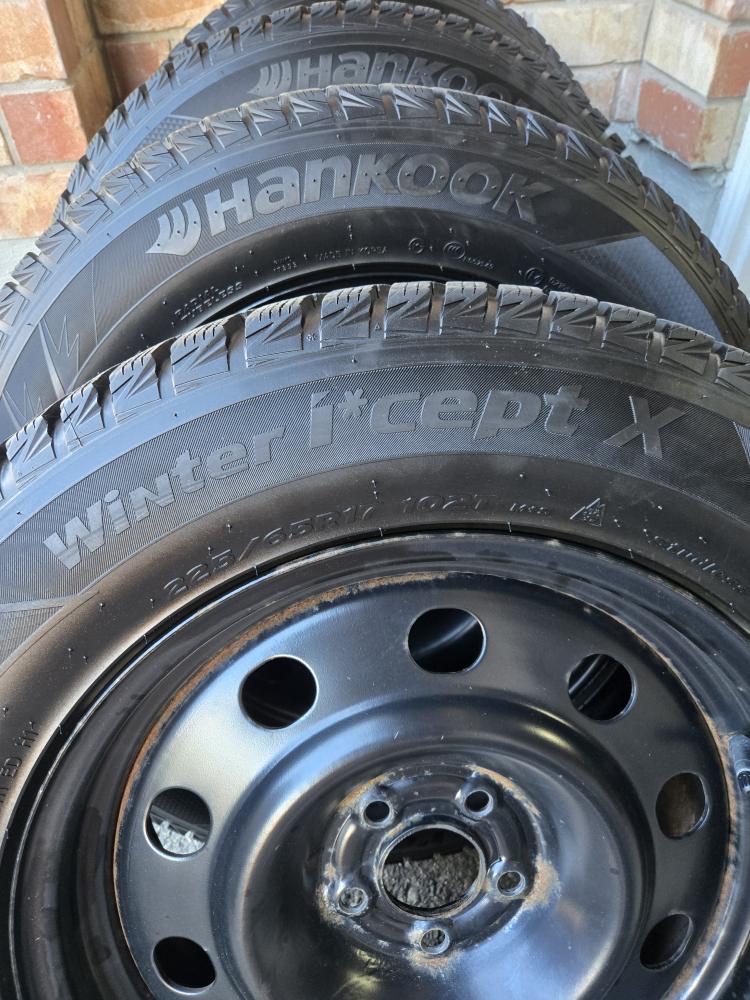 Hankook i*cept X WINTER Tires 225/65R17 - photo 2