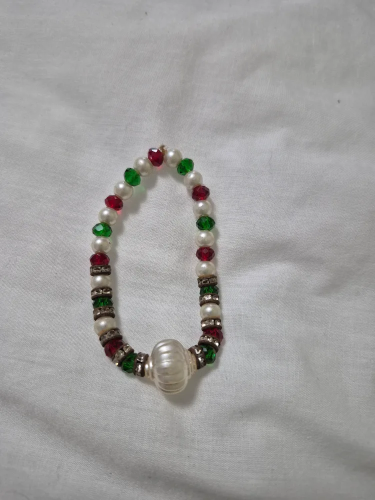 Beaded Bracelet - Red, Green, & Pearl thumbnail