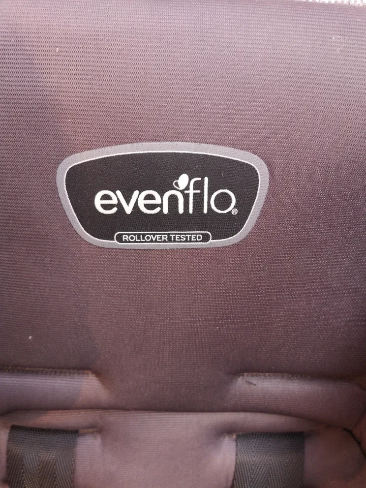 Evenflo Car Seat - Rollover Tested image indicator(3)