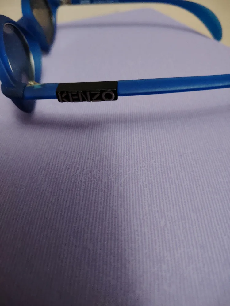 Kenzo Blue Sunglasses with Case image indicator(5)