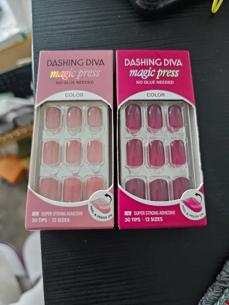 Dashing Diva Press Nails - New thumbnail