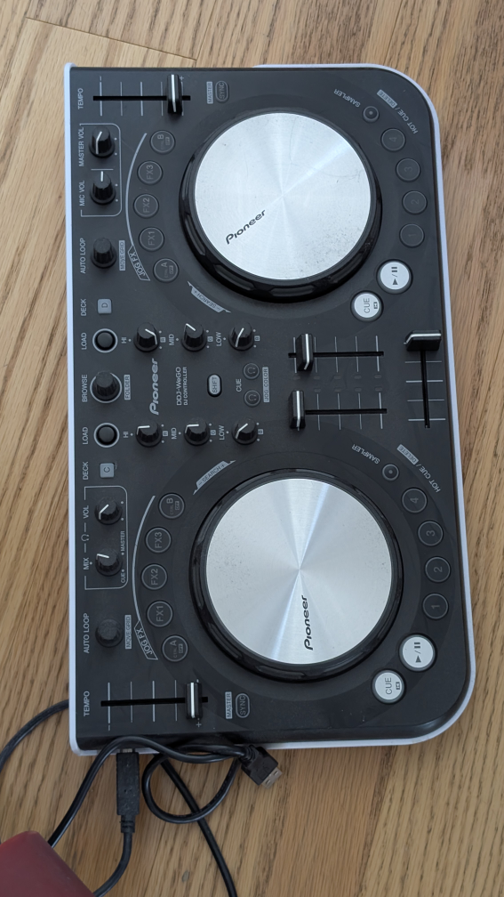 Pioneer DDJ-WeGO DJ Controller