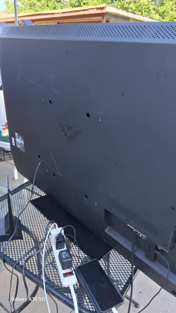 Vizio smart TV - photo 4