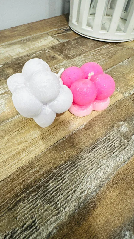 Bubble Flower Candle - Pink & Purple image indicator(2)