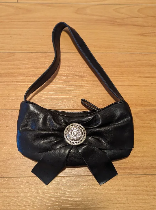 Black Shoulder Bag with Bow thumbnail