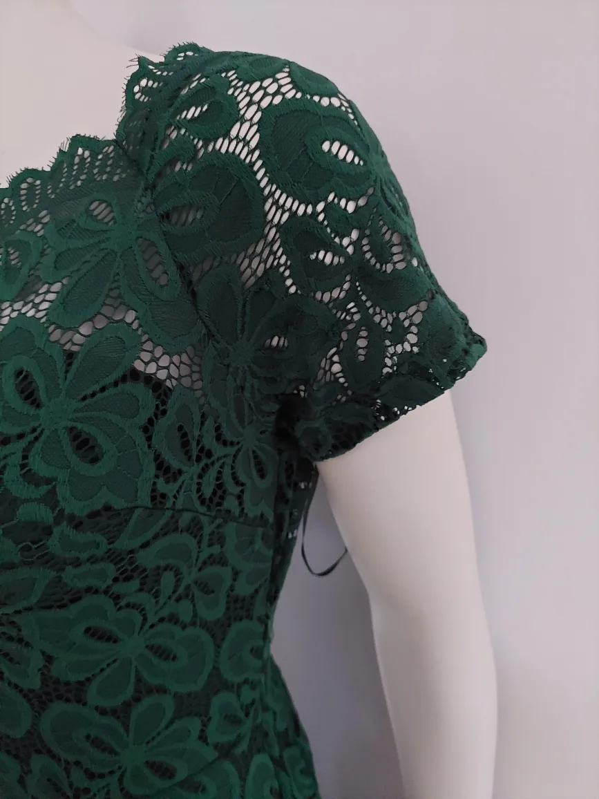 NEW - Emerald Green Lace Dress SIZE S image indicator(2)
