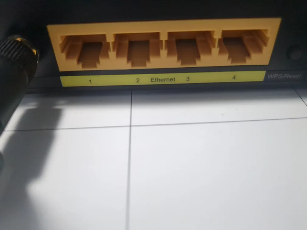 TP-Link Archer C7 Wireless Router image indicator(4)