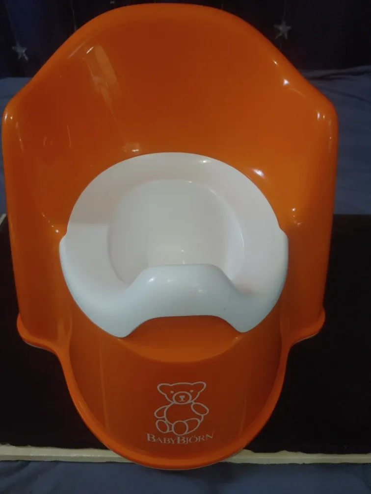 BabyBjörn Potty Chair thumbnail