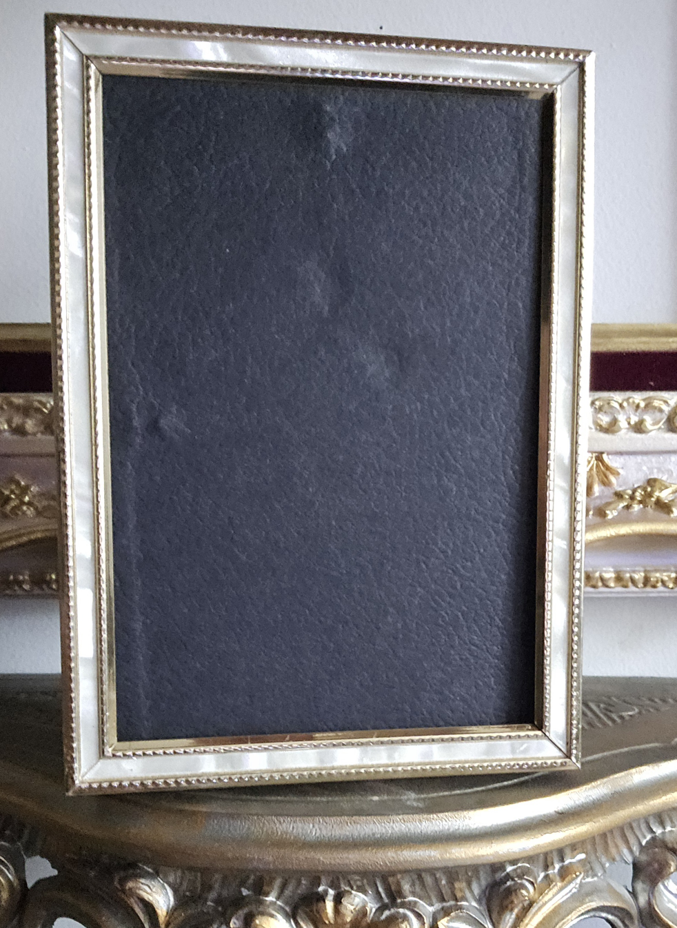 *Free*Vintage Picture Frame - Gold & Mother of Pearl
