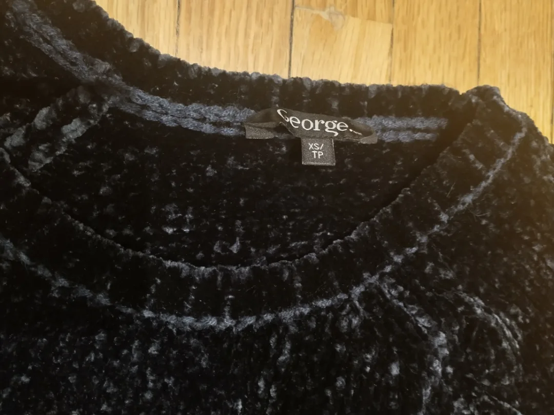 Soft, knitted blue black sweater image indicator(2)