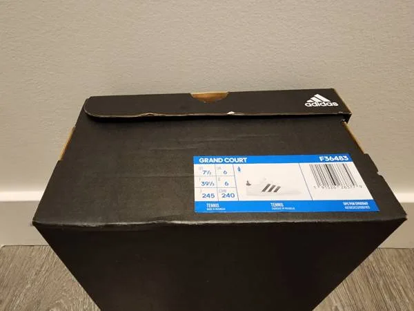 Adidas Grand Court image indicator(2)