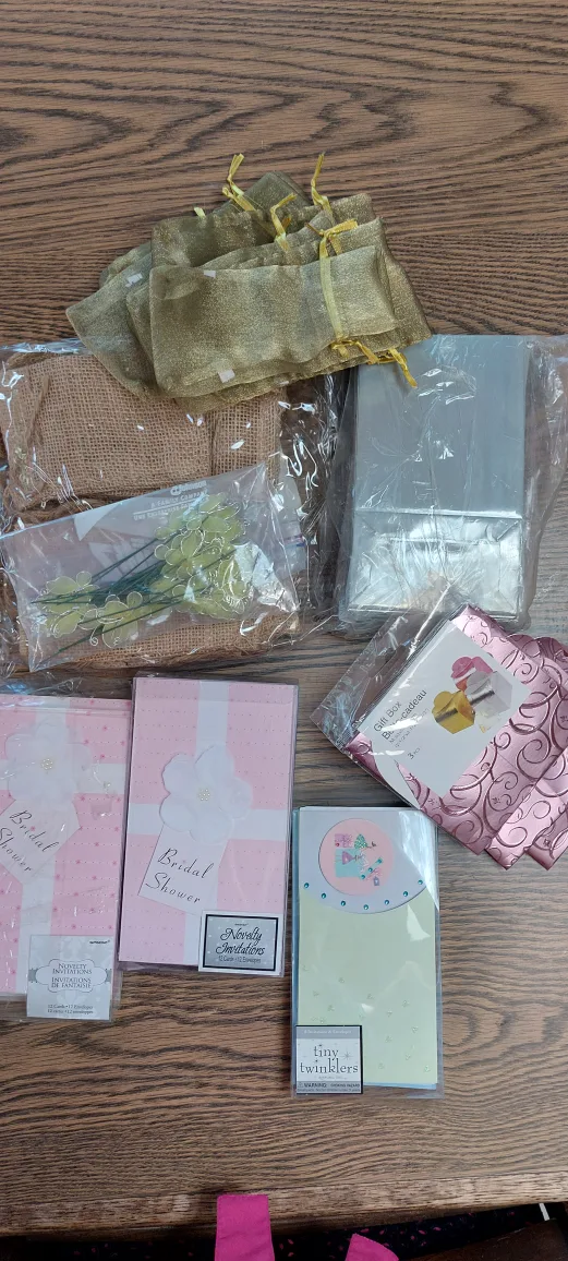 Wedding & Shower Favours image indicator(9)