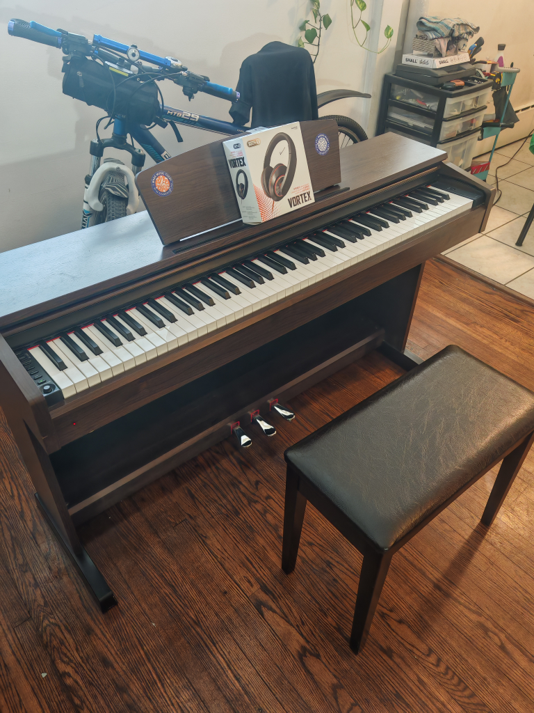 Yamaha Arius Digital Piano with Bench - photo 2