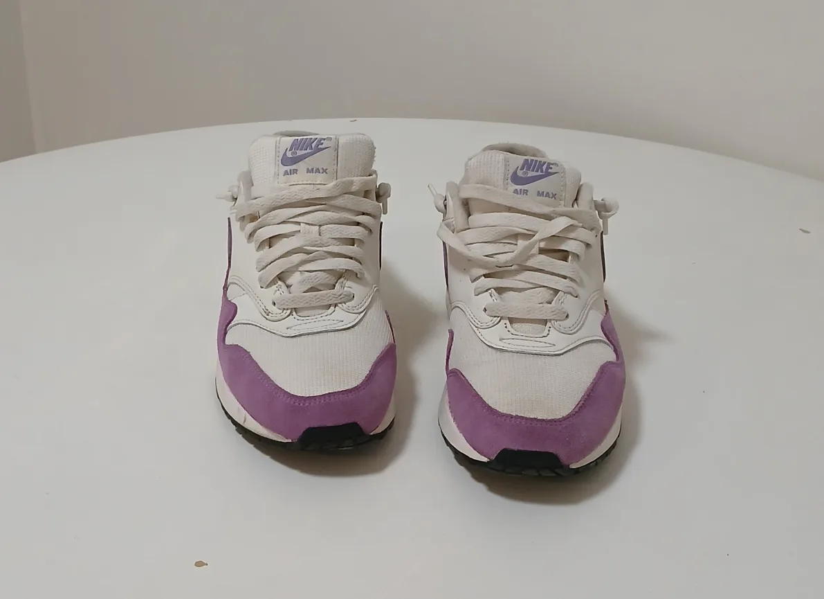 Nike Air Max 1 White/Violet Dust (Size US 6 ) image indicator(2)
