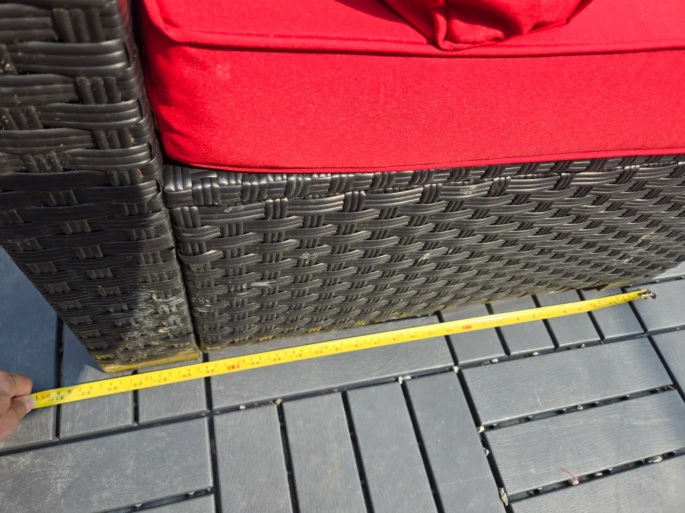 Outdoor Patio Chair with red cushion image indicator(4)