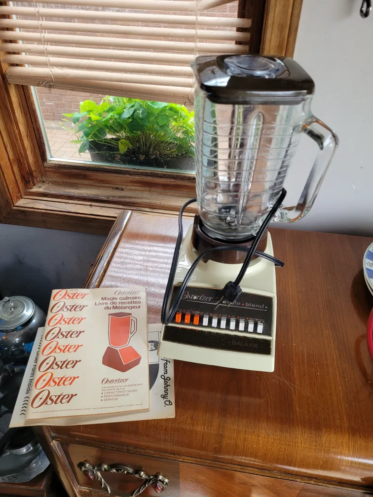 Vintage Osterizer Blender - Almond, 10 Speed thumbnail