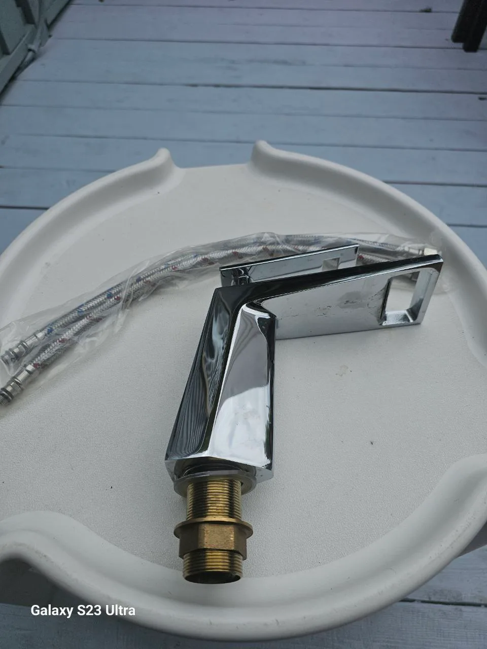 Chrome Bathroom Sink Faucet thumbnail