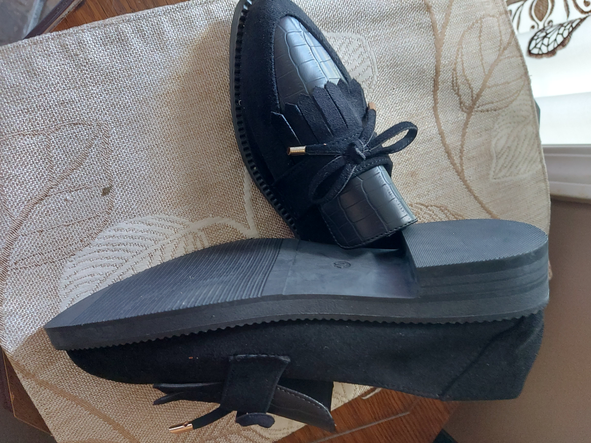 Black Loafers, Size 40 - photo 2