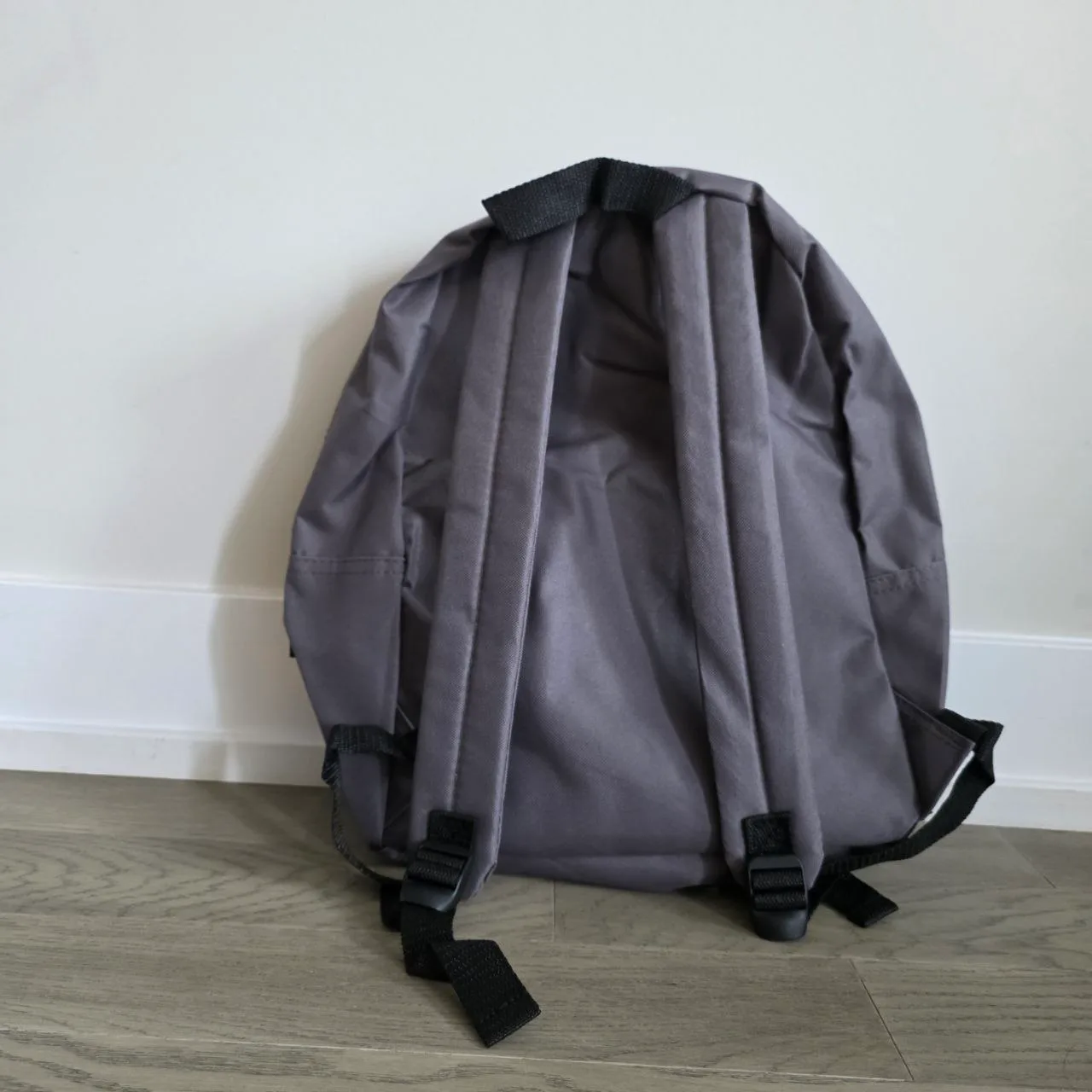 School set image indicator(3)