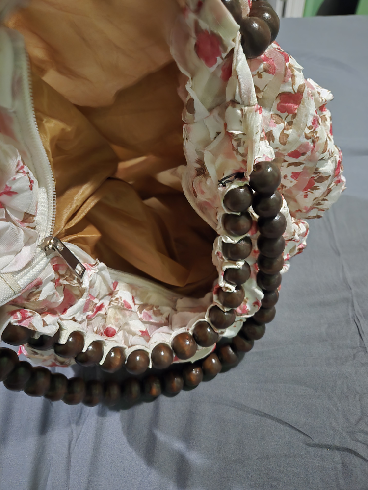 Floral Handbag with Wooden Beaded Handles - photo 4