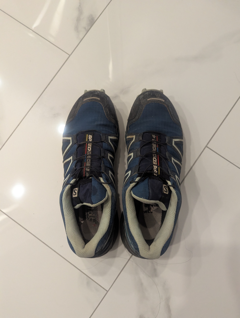 Uses Salomon Speedcross 4 Trail Running Shoes size7