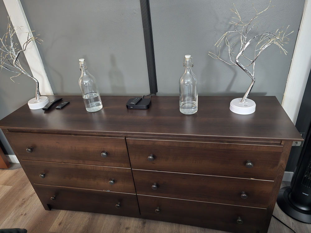 Brown 6-Drawer Dresser