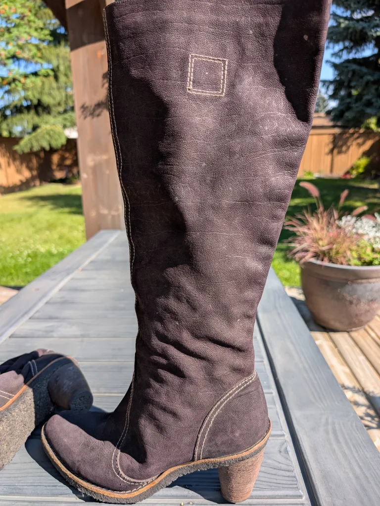Brown Knee High Boots thumbnail