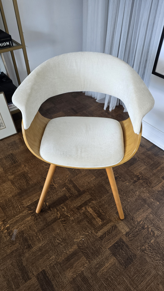 Modern Accent Chair - Beige & Wood