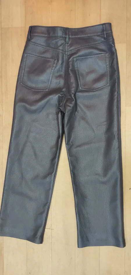 (NEW)  Aritzia The Melina  Wilfred Faux Leather Pants - Size 4 image indicator(3)