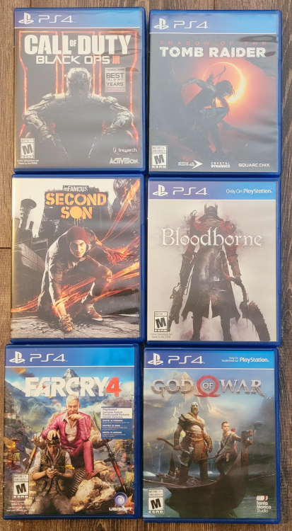 PS4 PRO Console + Games Bundle - photo 3
