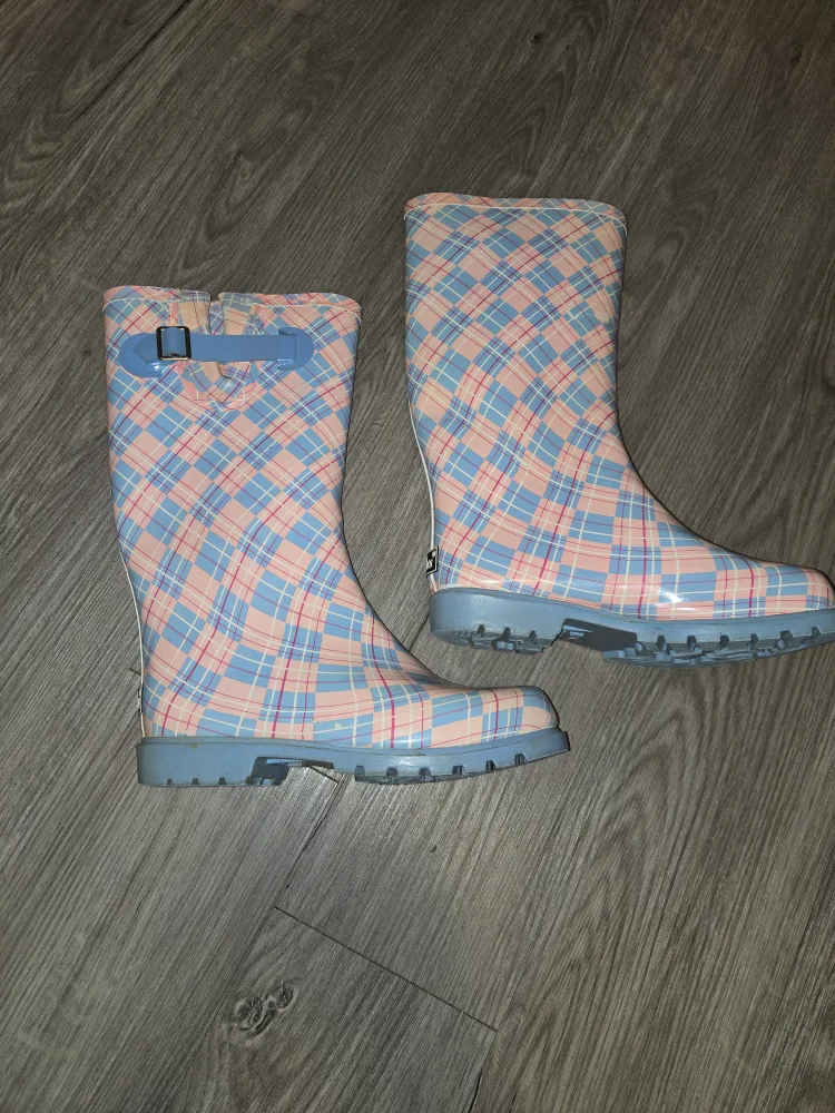 Argyle Pattern Rain Boots image indicator(8)