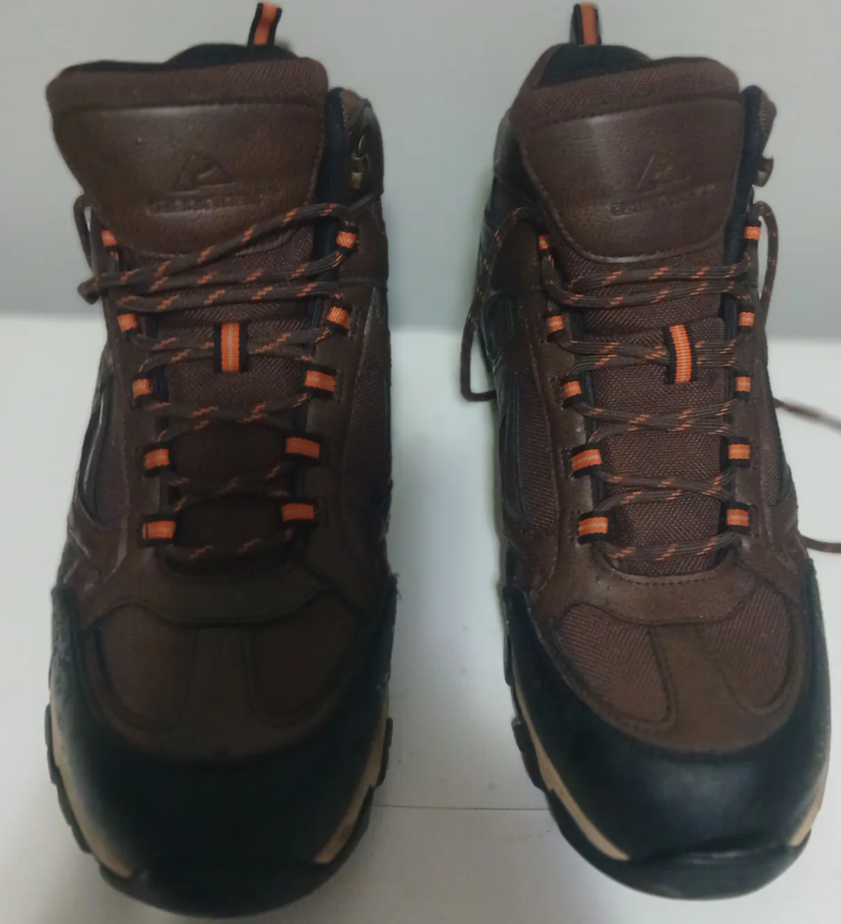 Men's Brown Hiking Boots thumbnail