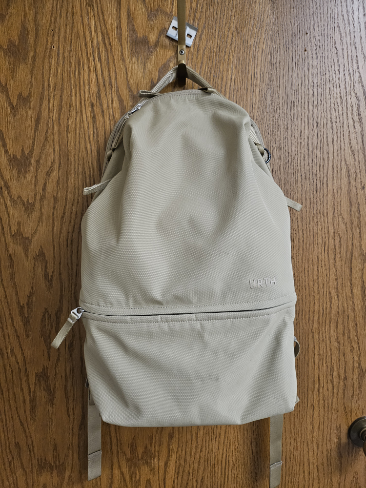 URTH Arkose Camera Backpack - Sand - photo 2