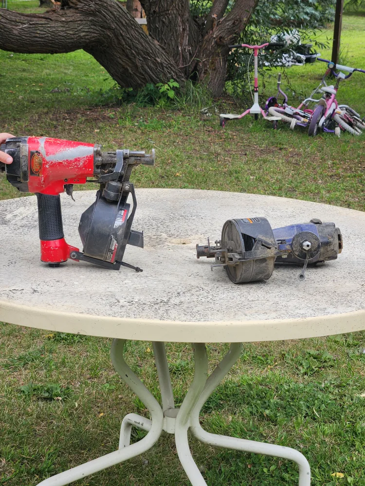 Red & Black roofing nail gun thumbnail