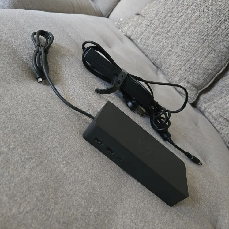 Dell Universal Dock UD22 thumbnail