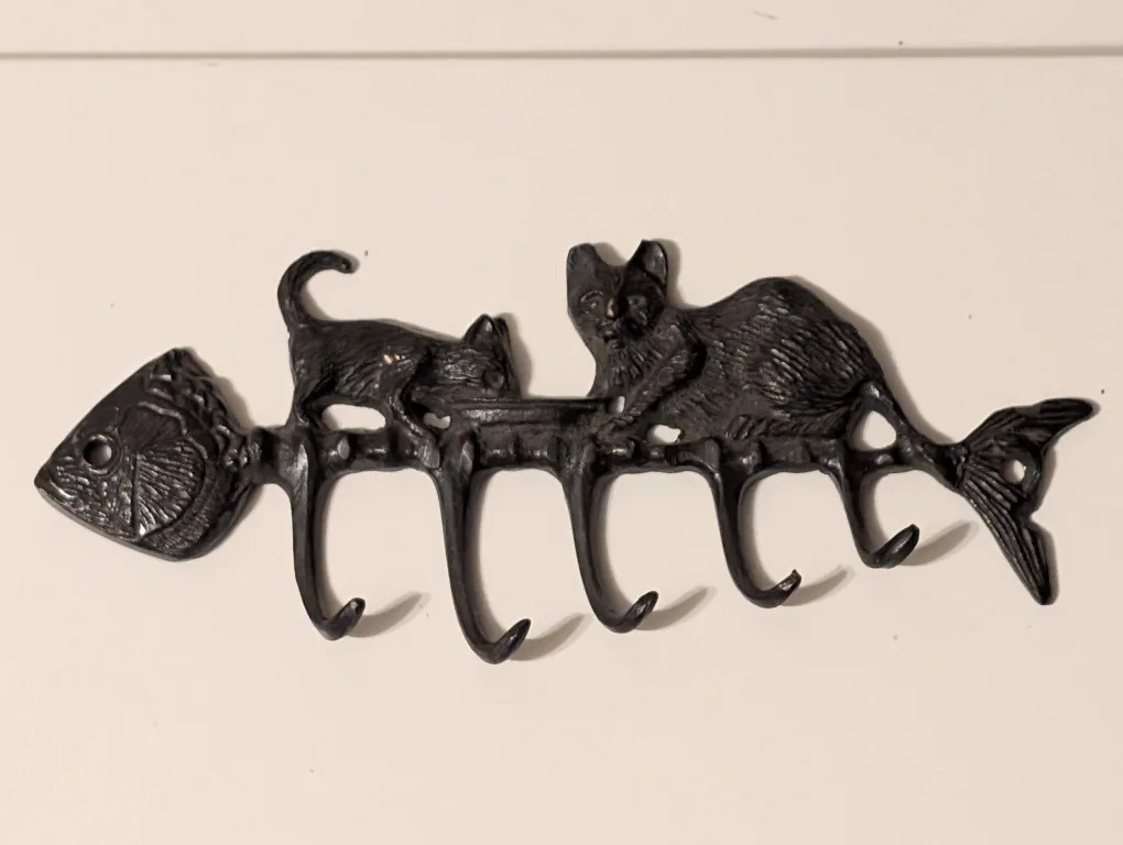 Cat & Fishbone Metal Wall Hook thumbnail