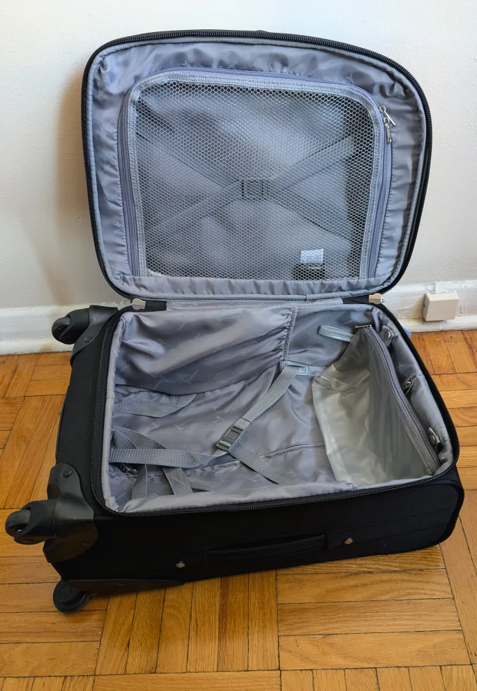 Travelpro Ultralite II 20" Expandable Carry-on - NEW image indicator(3)