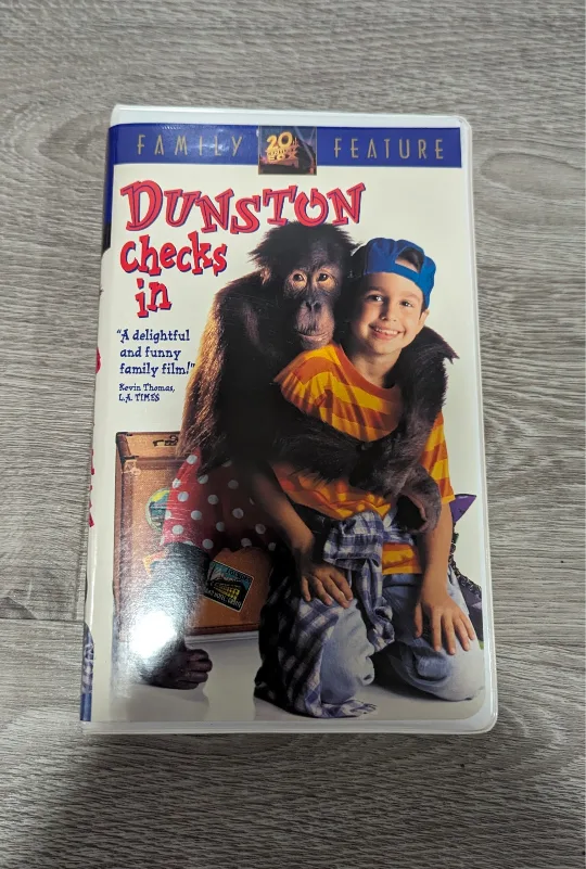 Dunston Checks In VHS Tape Movie thumbnail