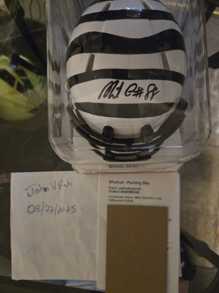 Riddell Mini Helmet - Mike Gesicki Signed - photo 3