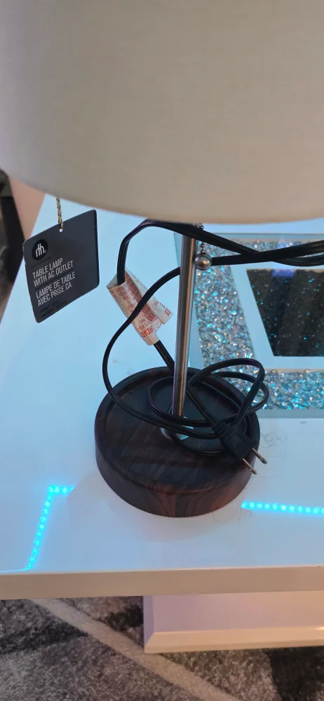 RH Table Lamp with AC Outlet image indicator(3)