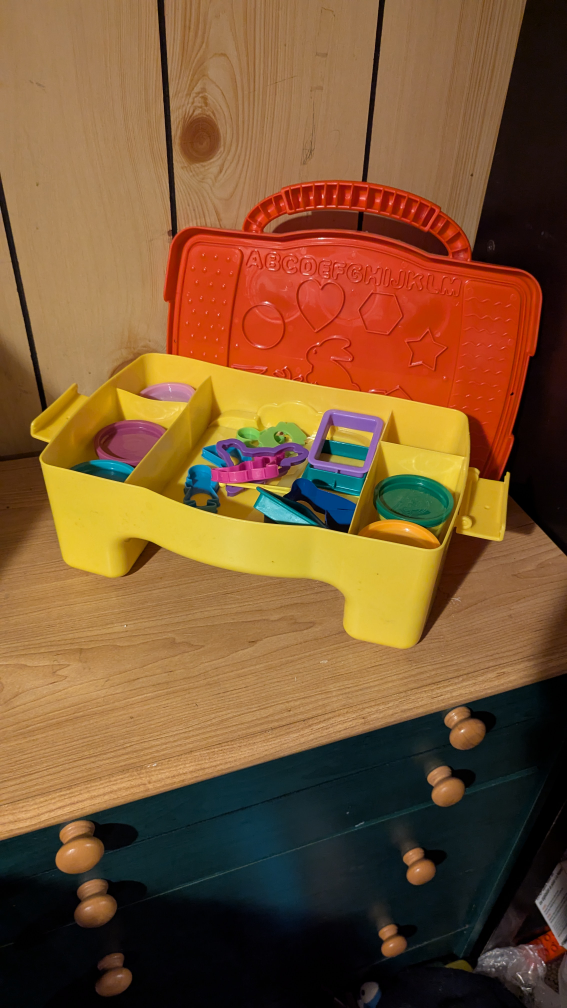 Play-Doh Fun Factory Tool Box - photo 2