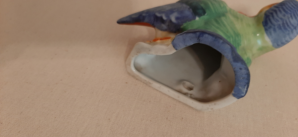 Vintage Ceramic Bird Wall Pocket Vase Made in Japan - photo 2