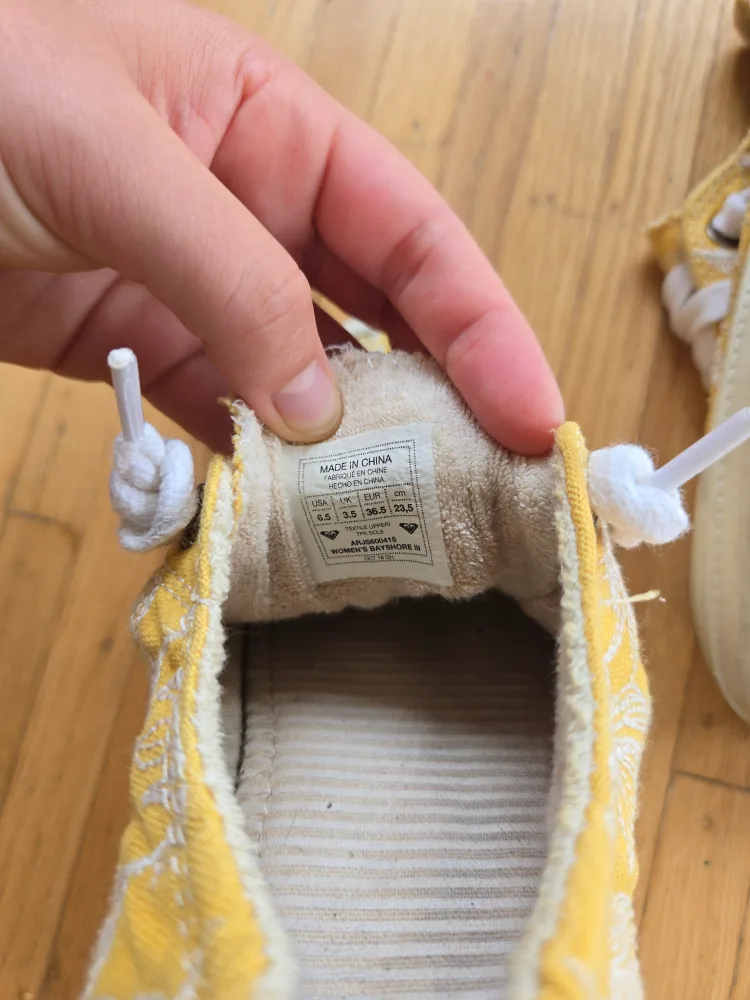 Roxy Bayshore Yellow Floral Shoes - Women's 6.5 image indicator(3)