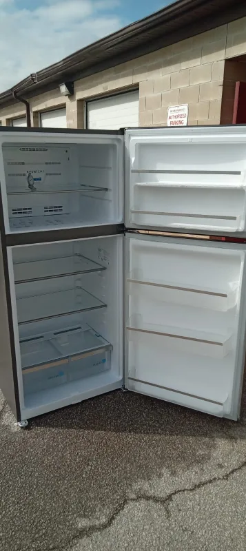 Frigidaire Gallery Stainless Steel Refrigerator image indicator(3)