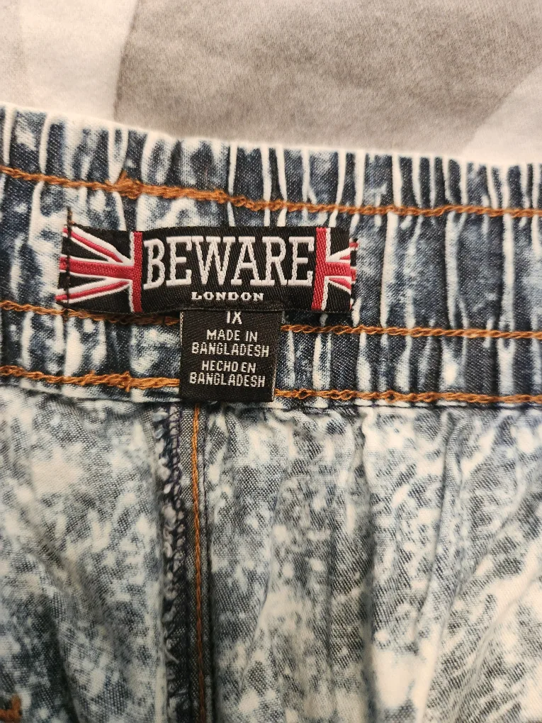 NEW Denim women's Shorts image indicator(3)