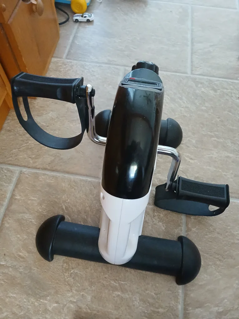 Portable Exercise Pedal Bike image indicator(5)