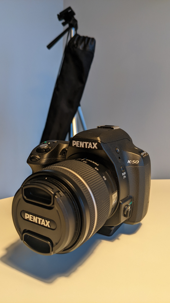 Pentax K-50 DSLR Camera with accessories - photo 2