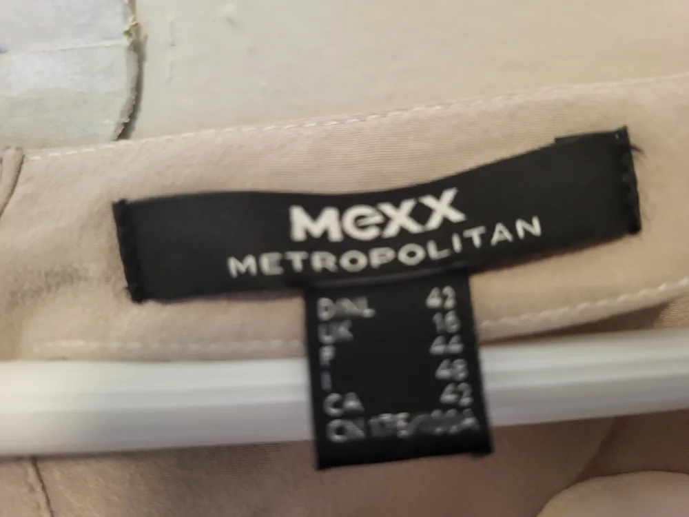 MEXX Metropolitan Colour Block Top - Size 42 image indicator(2)